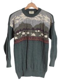 Vintage women's sheep jumper